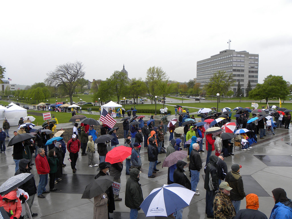 Henrico Residents to Rally at State Capitol Over Data Center Expansion Concerns